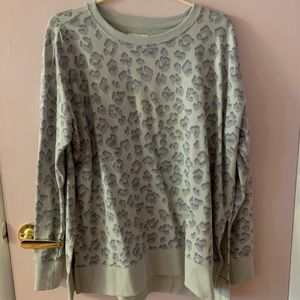 Lucky brand purple leopard sweatshirt size M